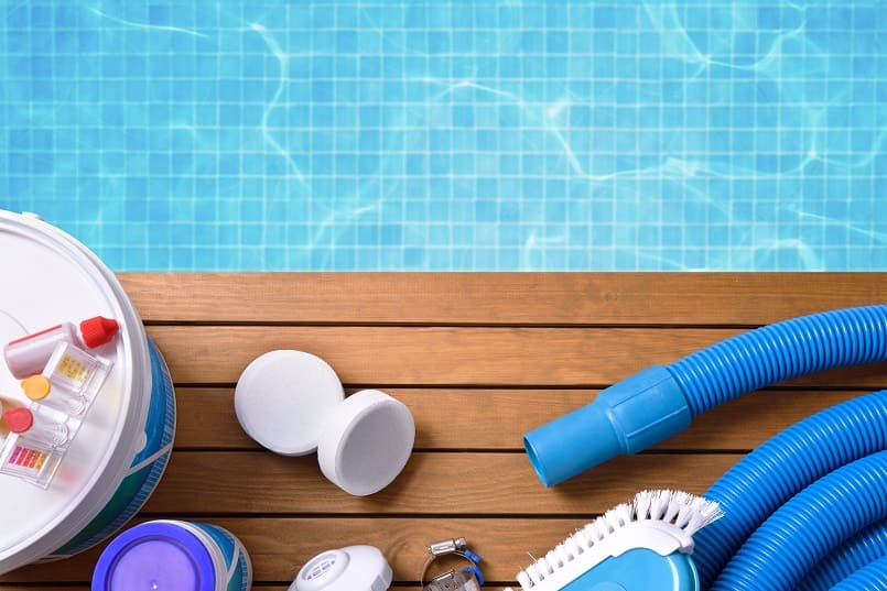 Chlor und andere Chemikalien zur Poolpflege