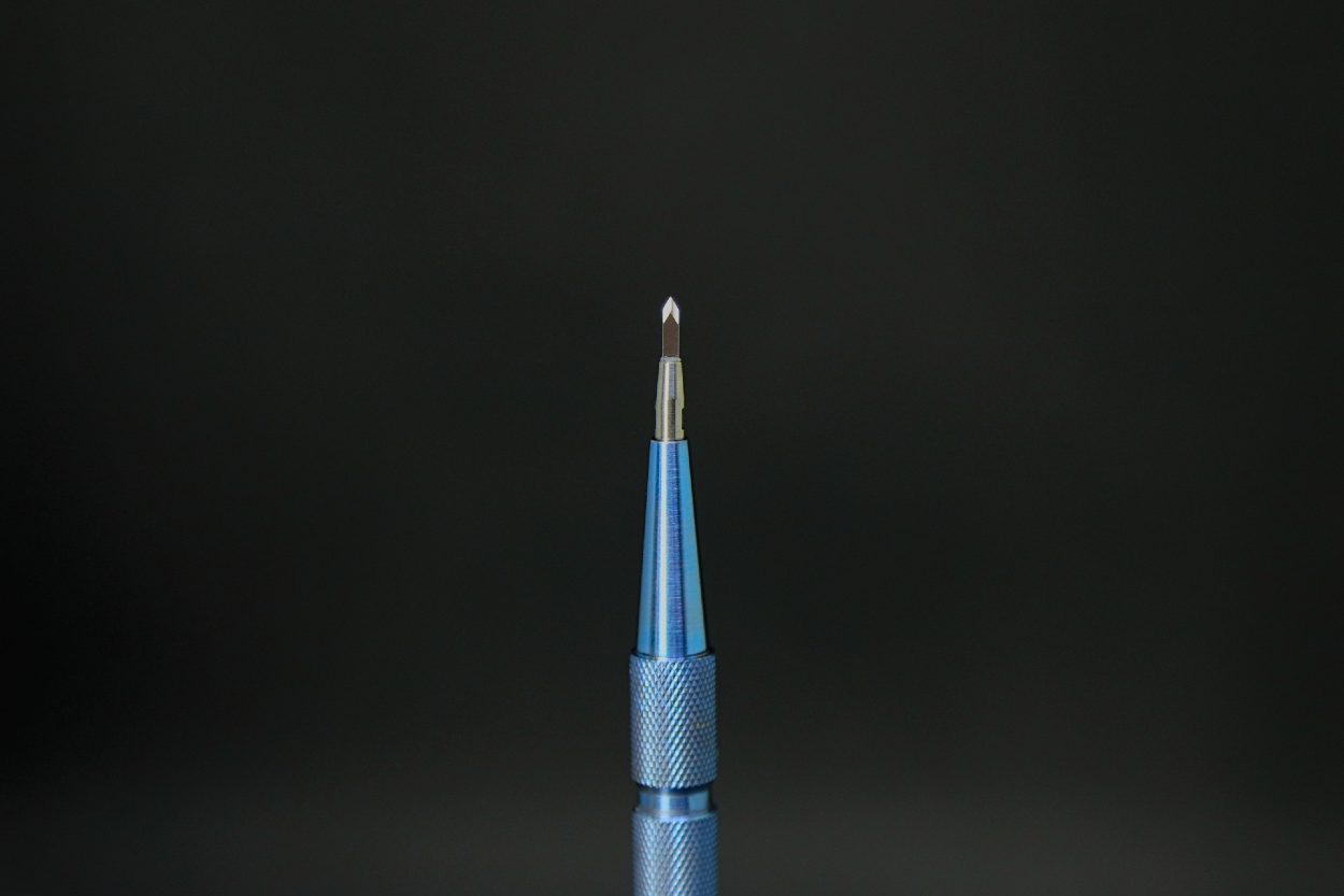 Cuchilla de zafiro