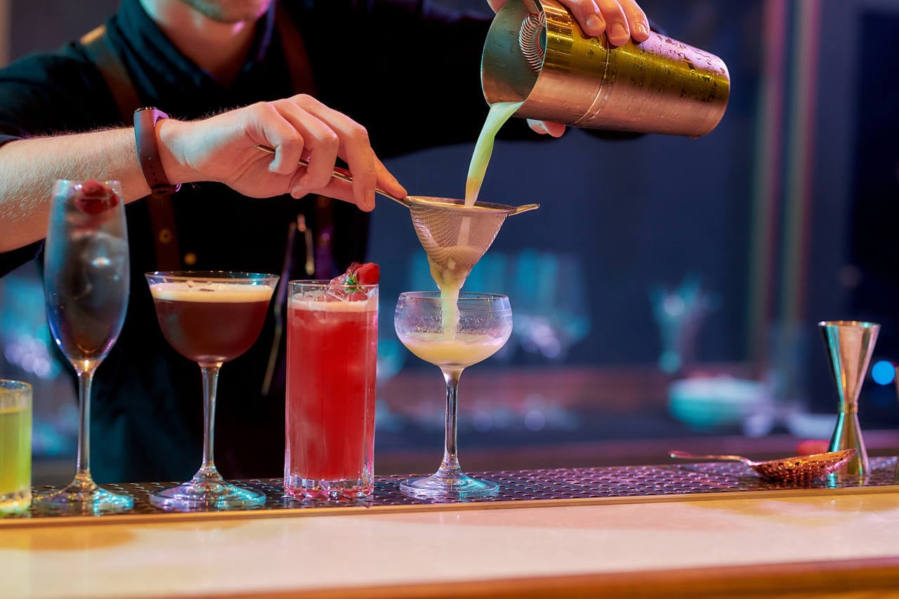 découvrez pourquoi greffe de cheveux et alcool ne font pas bon ménage