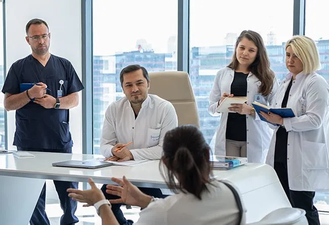 Dr Balwi and Team in the Preoperative Consultation Office – Elithair